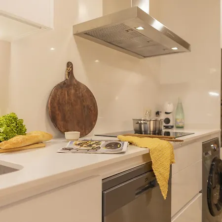 別荘 O Fogar Da Pequena Galia